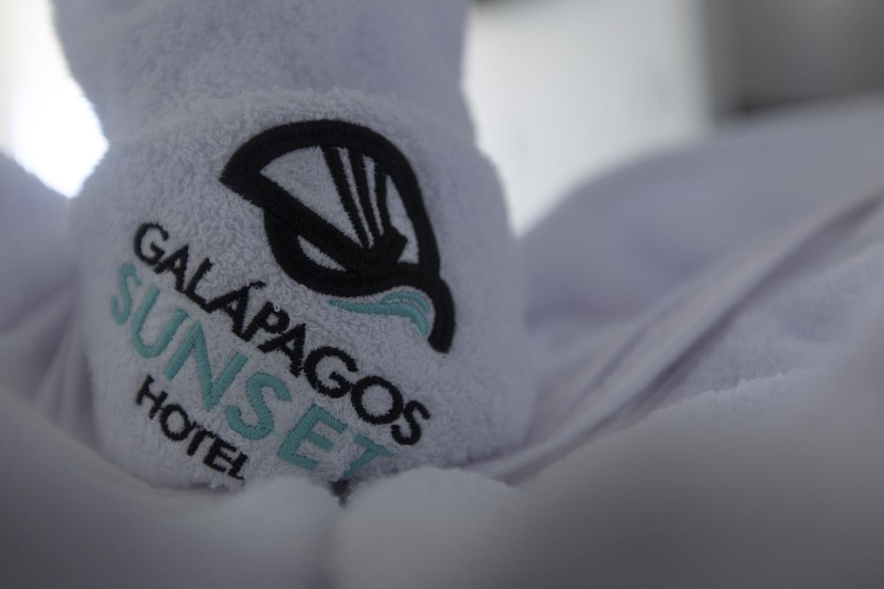 Galapagos Sunset Hotel Пуерто Бакерисо Морено Екстериор снимка